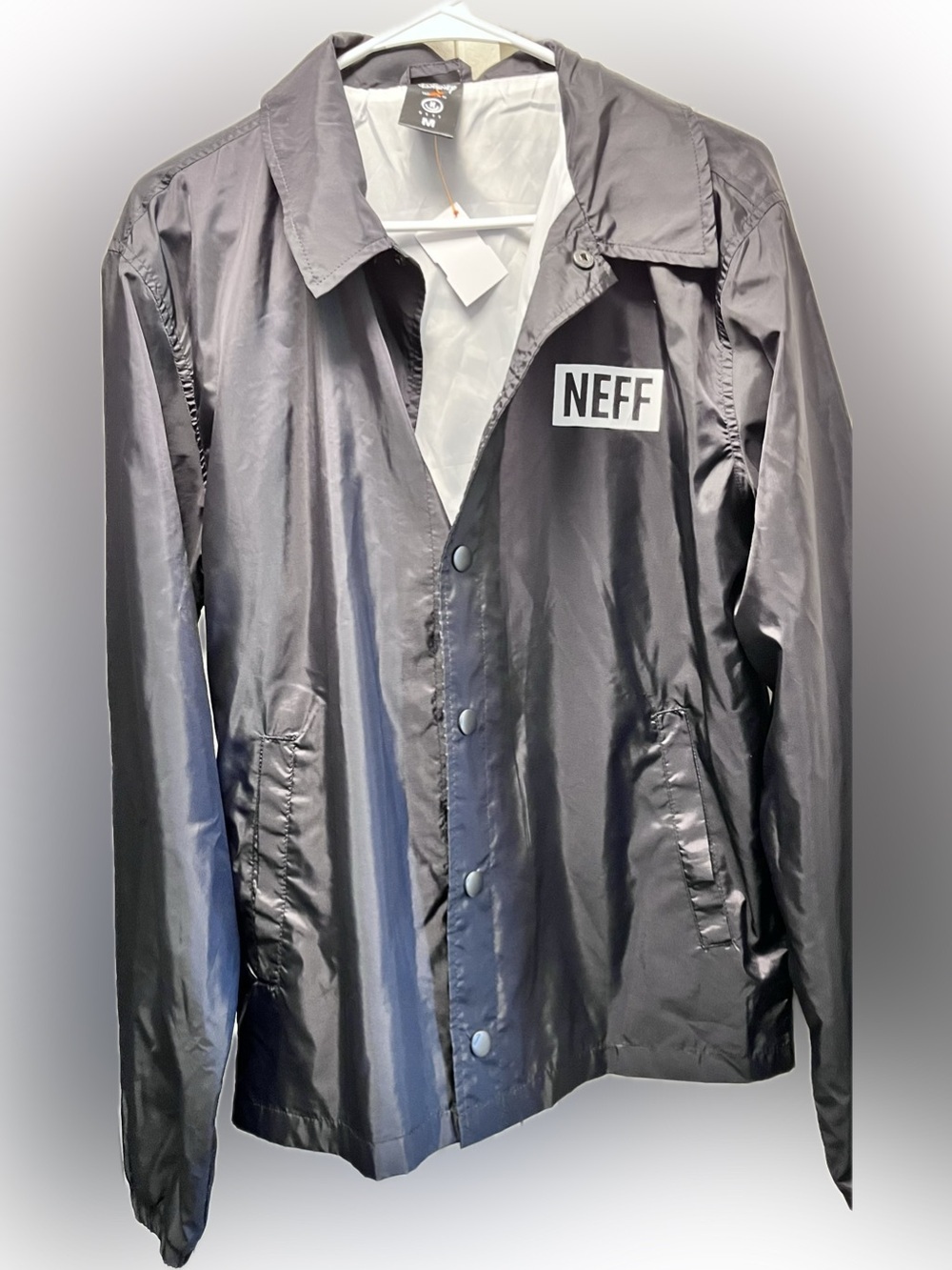 NEFF Men’s Black Coaches light weight rain Jacket like brand new !